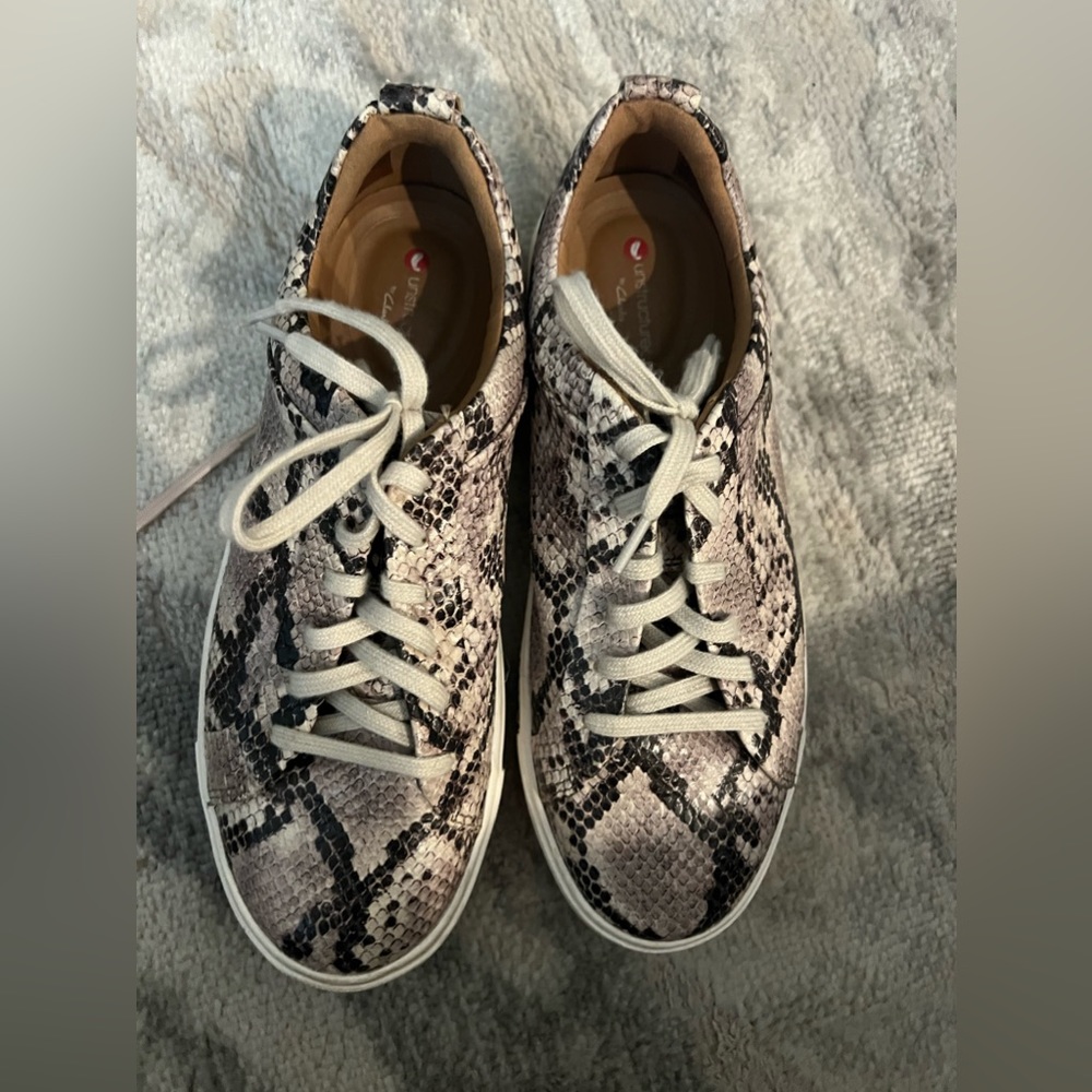 Clark’s Women’s Casual Shoes